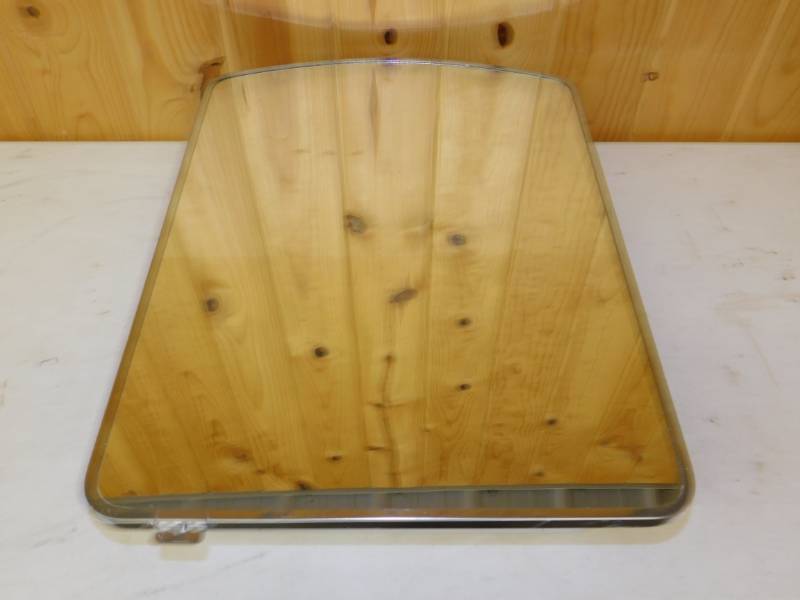 lot 34 image: Vintage Bathroom Mirrored Medicine Cabinet