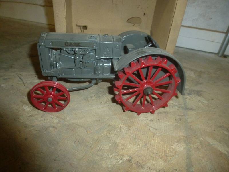 lot 105 image: Case Tractor
