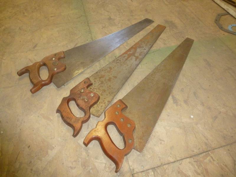 lot 115 image: Wood Hand Saws