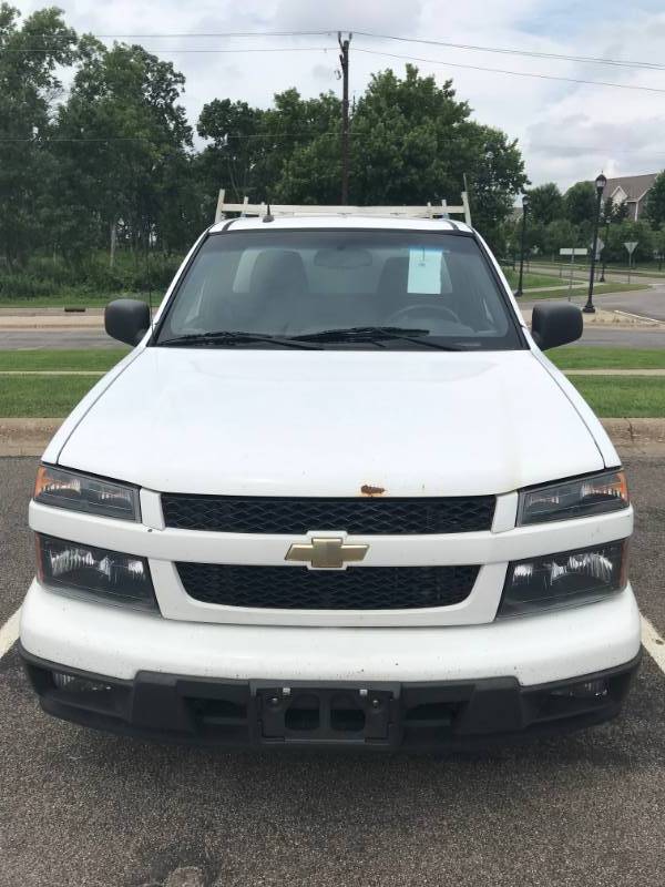 2012 CHEVY COLORADO PICKUP  - 2.9 LITER  - AIR CONDITIONING WORKS - NICE TOPPER   (#1589)