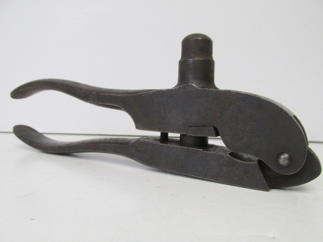 lot 62 image: Original Antique 1880s WINCHESTER Gun Ammo Reloading Tool