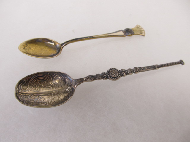 lot 115 image: Pair of Vintage Sterling Silver Small Spoons