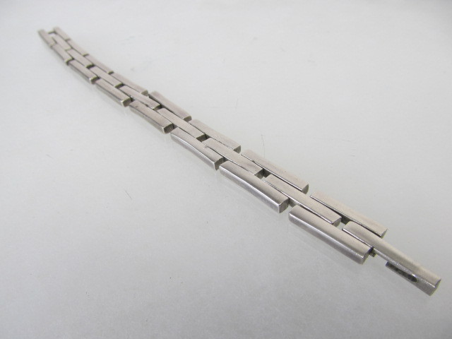 lot 117 image: Vintage Heavy Sterling Silver Taxco Bracelet