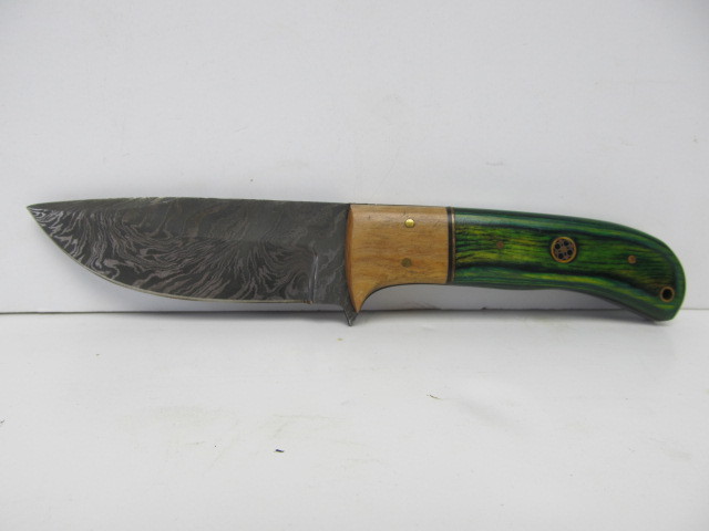 lot 152 image: Nice Hand Made Damascus Steel Fixed Blade Knife wInlaid Handle