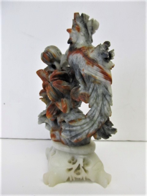 lot 158 image: Small Vintage Hand Carved Stone Bird Sculpture