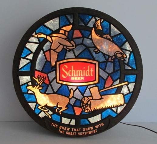lot 2 image: Working Vintage SCHMIDT Beer Lighted Stained Glass Style Wildlife In Motion Round Sign