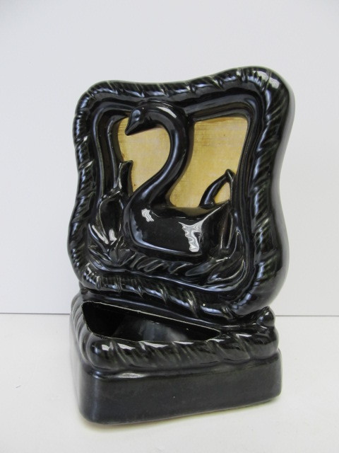 lot 201 image: Vintage Mid Century Black Ceramic Swan TV Lamp