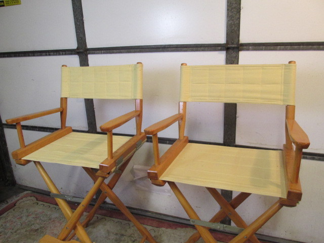 lot 218 image: Pair of Vintage GOLD MEDAL Directors Chairs