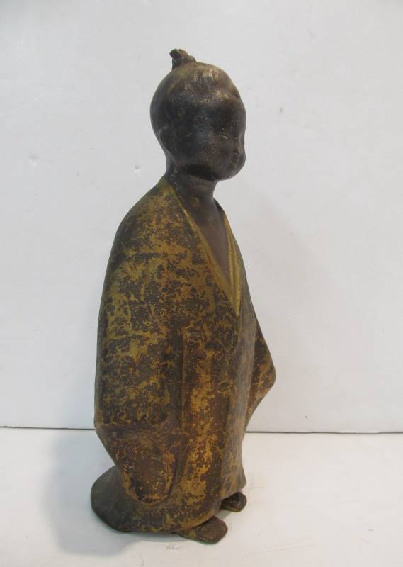 lot 289 image: Vintage Japanese Gold Painted Cast Iron Buddha or Monk Small Statue
