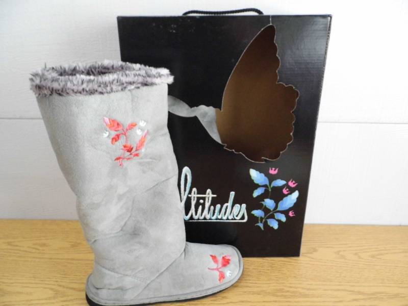 CiccaBella Slippers  Boots