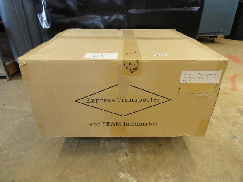lot 65 image: Three Wheel Express Transporter