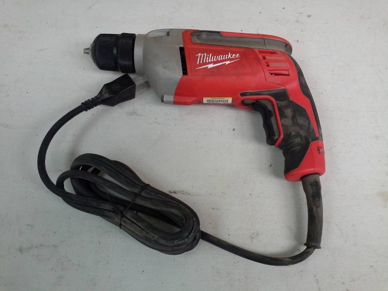 lot 2037 image: Milwaukee 38in. Drill