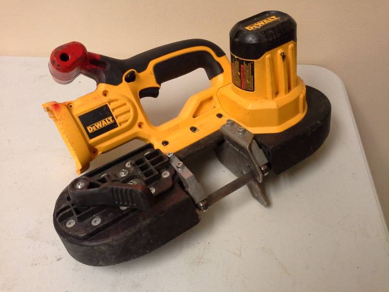 lot 2055 image: DeWalt DCS370 18V Band Saw