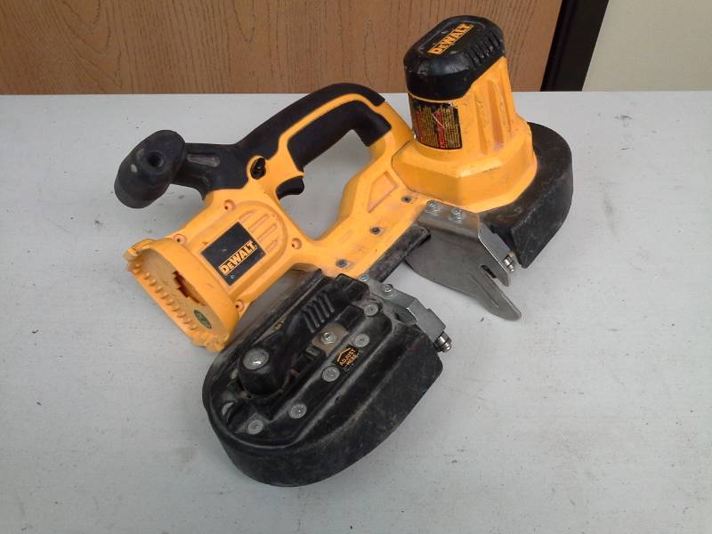 lot 2059 image: DeWalt DCS370 18V Band Saw