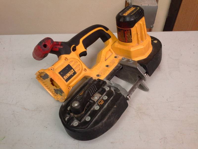 lot 2065 image: DeWalt DCS370 18V Band Saw