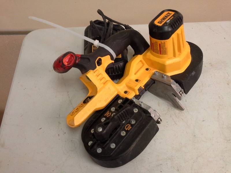 lot 2078 image: DeWalt DCS371 20V Band Saw, DCB101 Charger