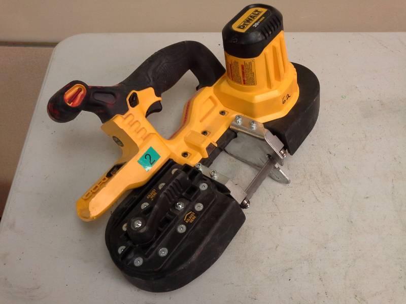 lot 2086 image: DeWalt DCS371 20V Band Saw
