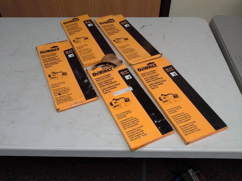 lot 2108 image: Lot of (5) DeWalt 32-78in. Cordless Bi-Metal Band Saw Blades