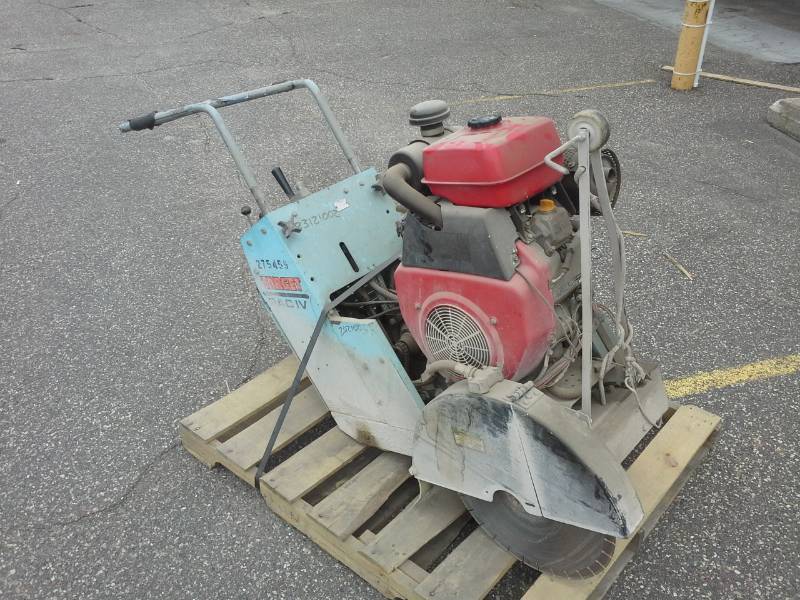 lot 2115 image: Target Pac IV Concrete Saw with Honda Gasoline Engine
