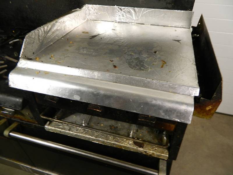 lot 18 image: Vulcan Oven  Stove  Griddle