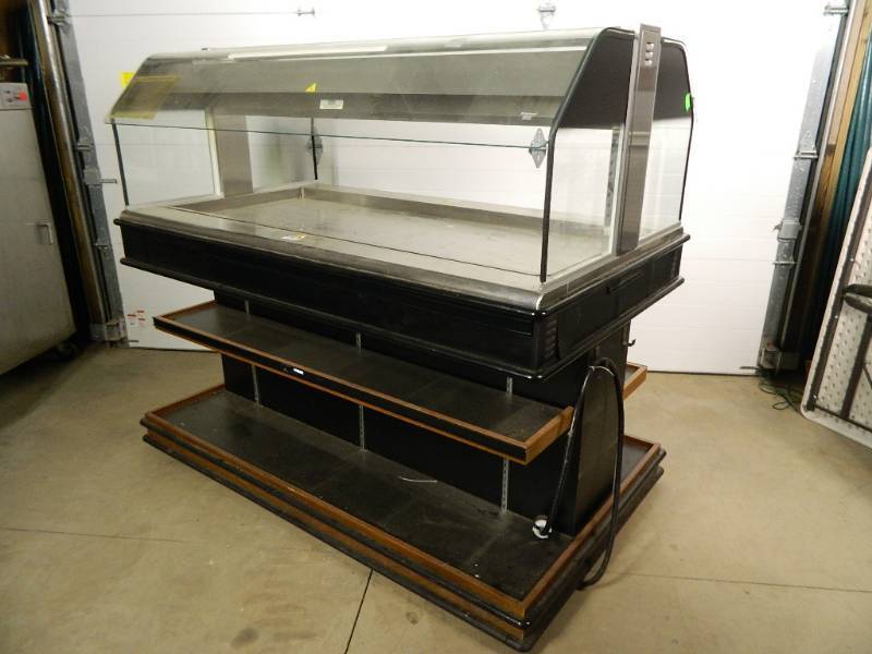 lot 20 image: Henny Penny Heated Merchandise Island on Wheels
