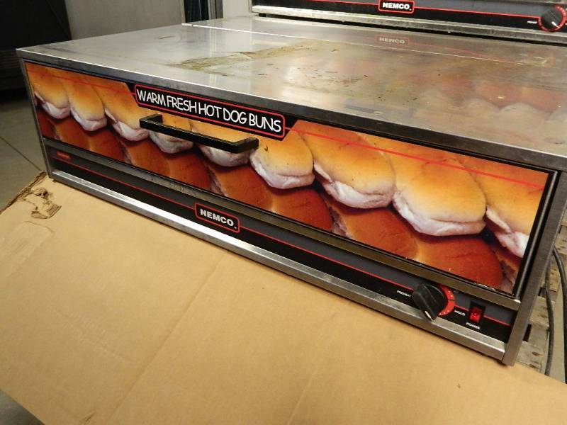 lot 29 image: Nemco Bun Warmer Drawer