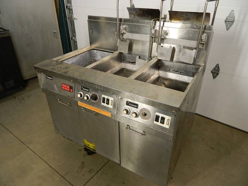 lot 55 image: Frymaster Filter Magic Deep Fryer