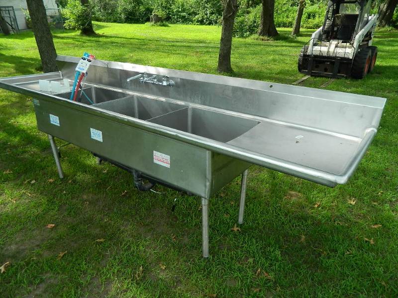 lot 61 image: Stainless Steel 3 Well Sink