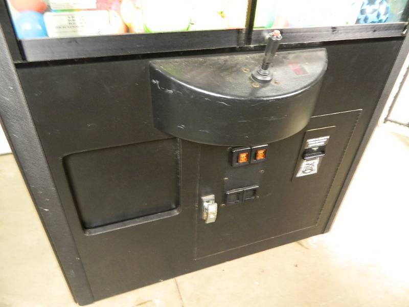 lot 2A image: Rainbow Claw Machine NC42 Skill Machine with Prizes