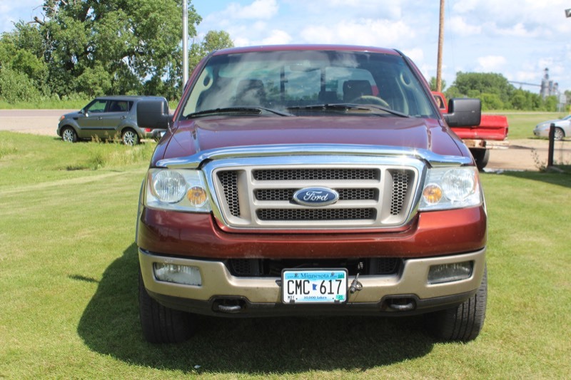 lot 3925 image: 2005 Ford F150 King Ranch Crew Cab 4x4