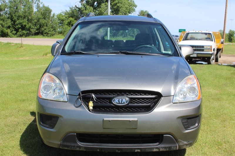 2009 Kia Rondo