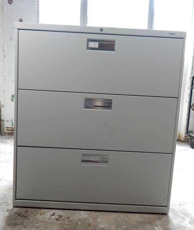Hon 3 Drawer Lateral File Cabinet Office Commercial And Industrial Auction Fairbanks Scale Nautilus Treadmill Uline Desks And Work Tables Office Desks Tools And More K Bid