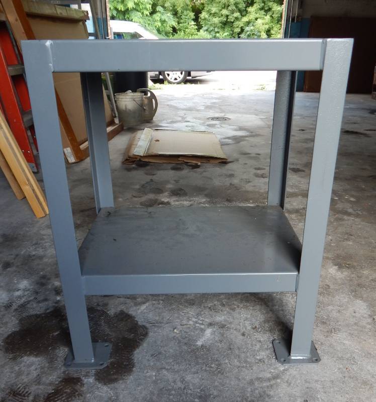 lot 15 image: Uline Welded Steel Machine Table