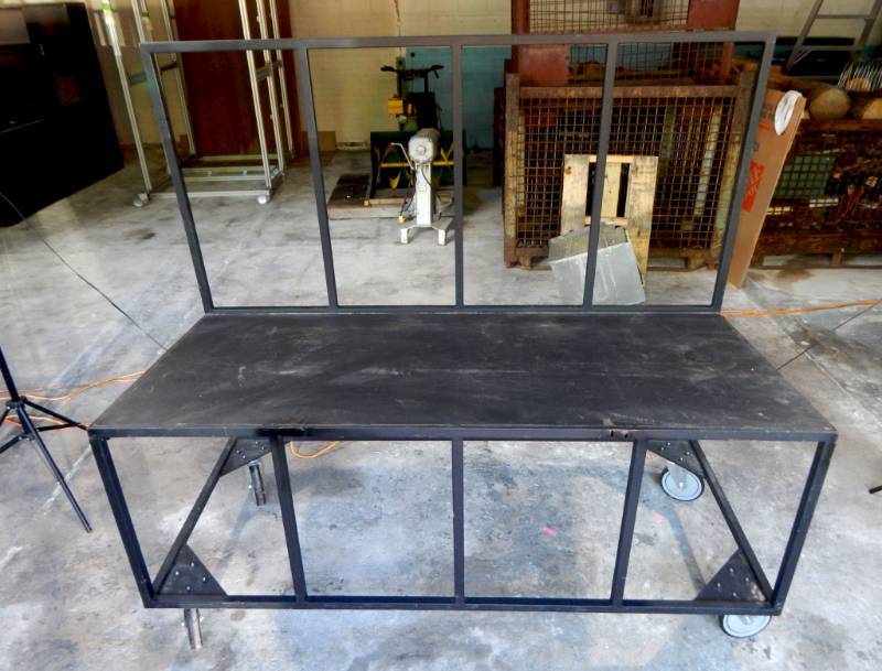 lot 62 image: Heavy Duty Large Steel Furniture Mattress Rolling Cart