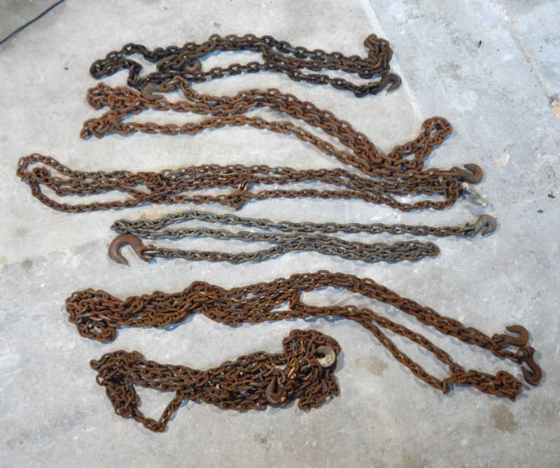 lot 35 image: Lot of 5 Steel Logging Chains with Hooks