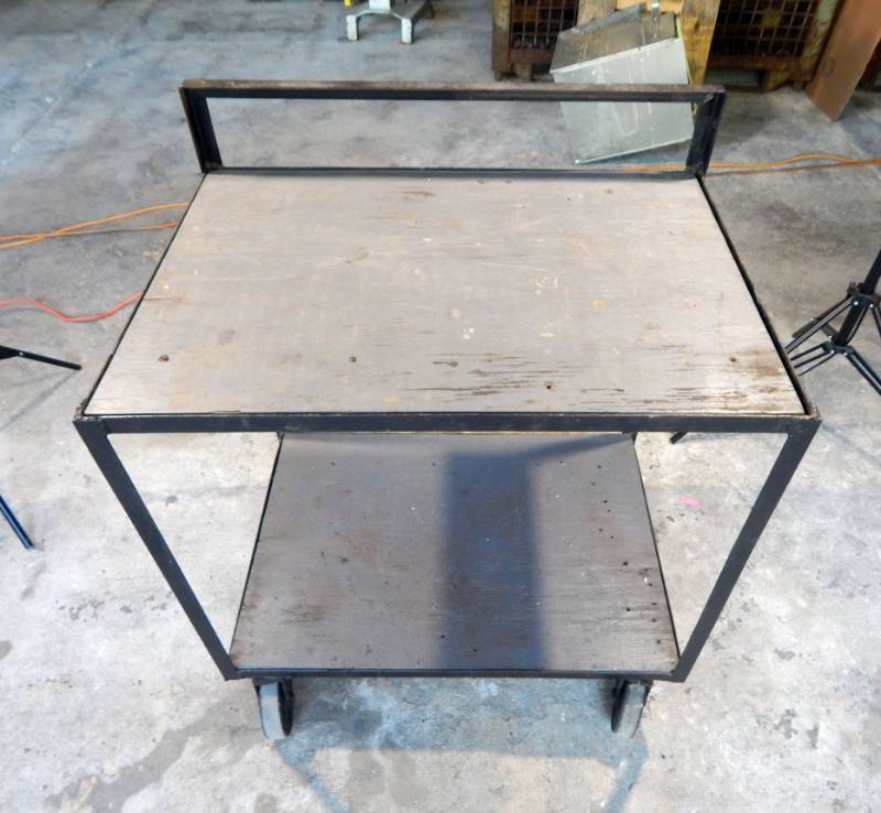 lot 71 image: Rolling Utility Cart