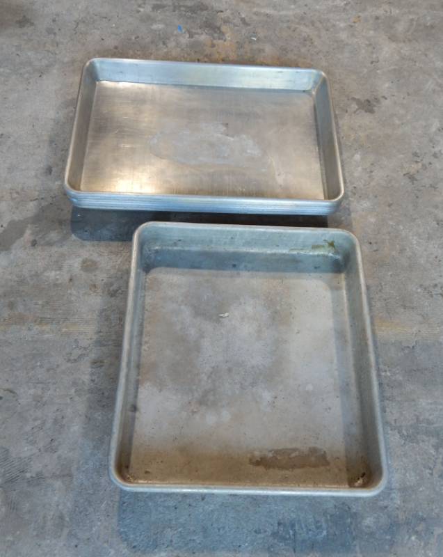 lot 75 image: Lot of Large Commercial Baking Pans