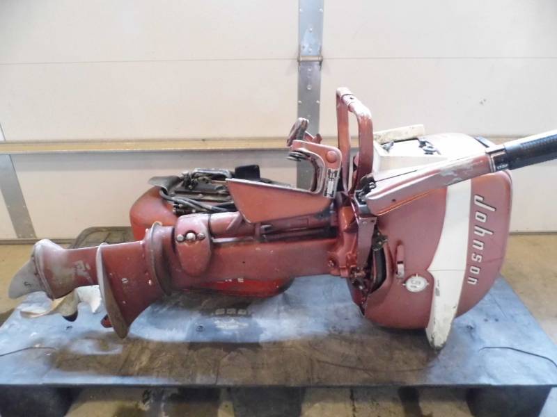 Johnson 5 12 hp Boat Motor