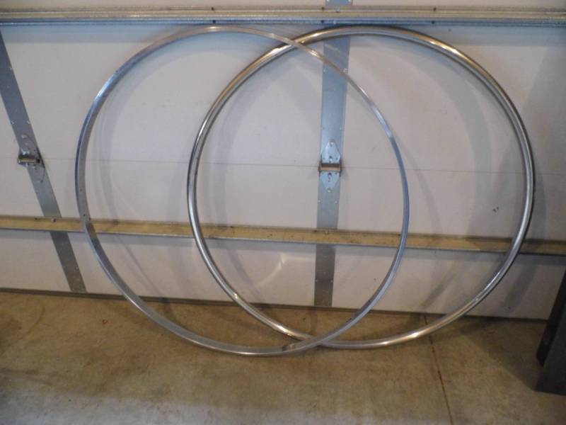 Lot of 2 Clothing Racks