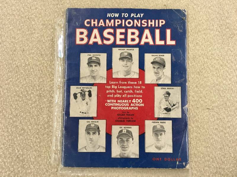 lot 464 image: Vintage How To Play Championship Baseball Book