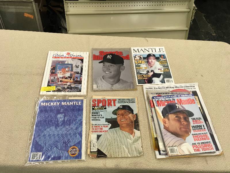 lot 473 image: Mickey Mantle Magazines