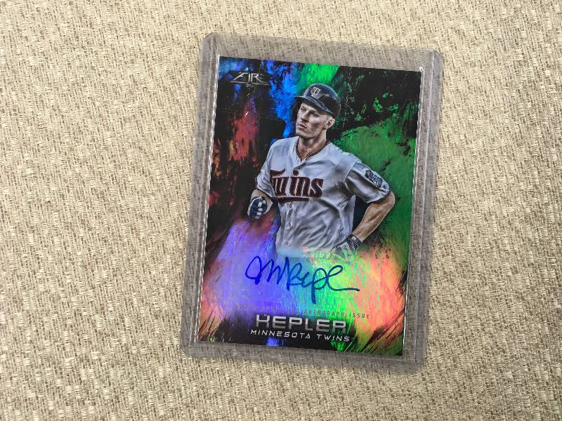 lot 475 image: Topps Certfied Autographed Max Kepler Card 6775