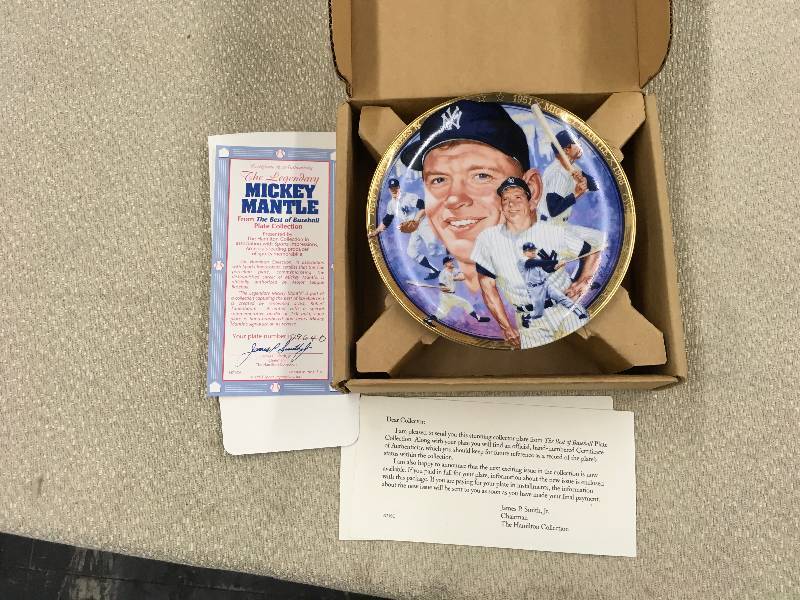lot 481 image: Sports Impressions Hamilton Collection Mickey Mantle Plate
