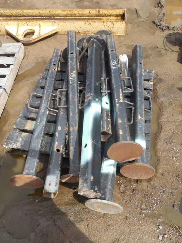 (9) table legs
