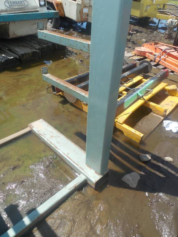 Shop skid rack