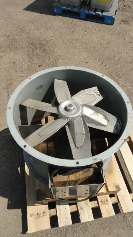 lot 8 image: Blower UnitExhaust Fan