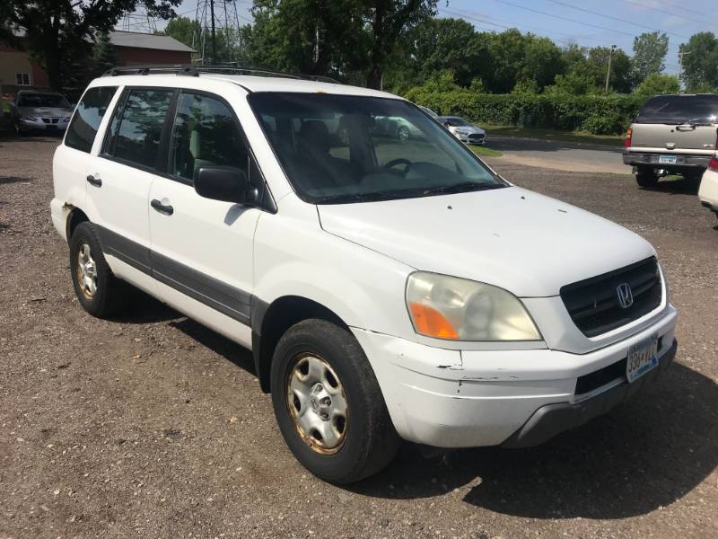 2004 Honda Pilot..NO RESERVE