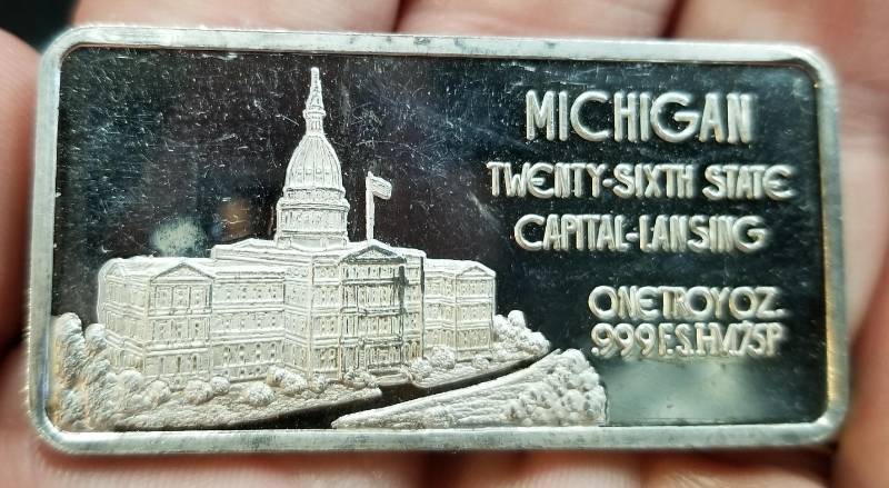 lot 01 image: 1 TROY OZ. .999 FINE SILVER ART BAR MICHIGAN