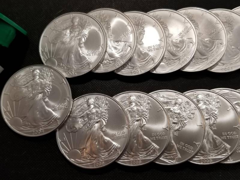 lot 13 image: ROLL OF 20 BU AMERICAN SILVER EAGLES 1oz .999 FINE SILVER