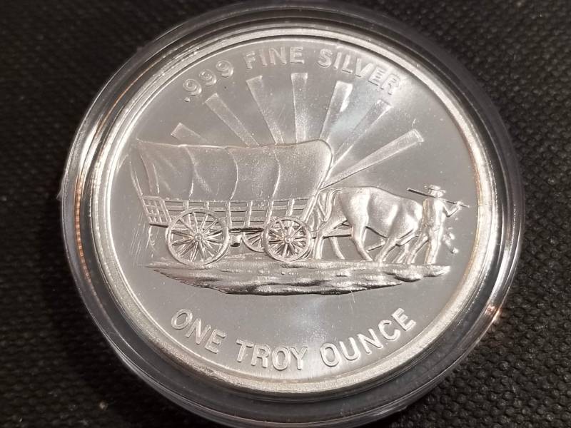 lot 16 image: 1 TROY OZ. .999 FINE SILVER PROSPECTOR IN AIRTITE
